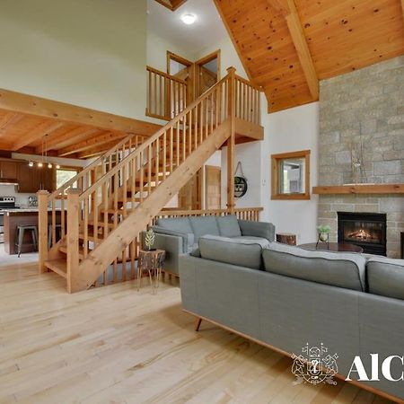 Chalet A-Evasion- Holidays & Spa Петіт-Рів'єр-Сен-Франсуа Екстер'єр фото